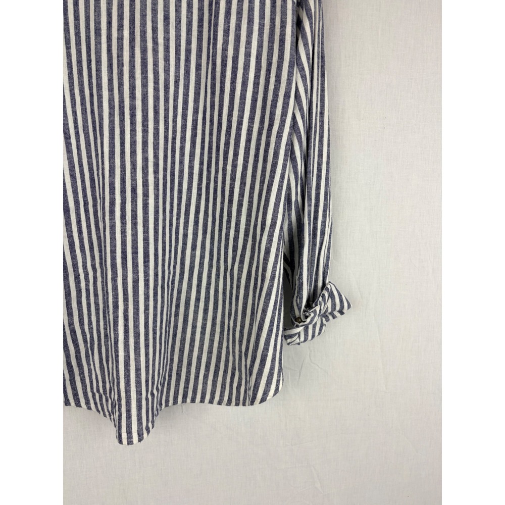 Universal Thread Navy Blue White Striped Button Down Shirt Relaxed Fit Large - Picture 10 of 13